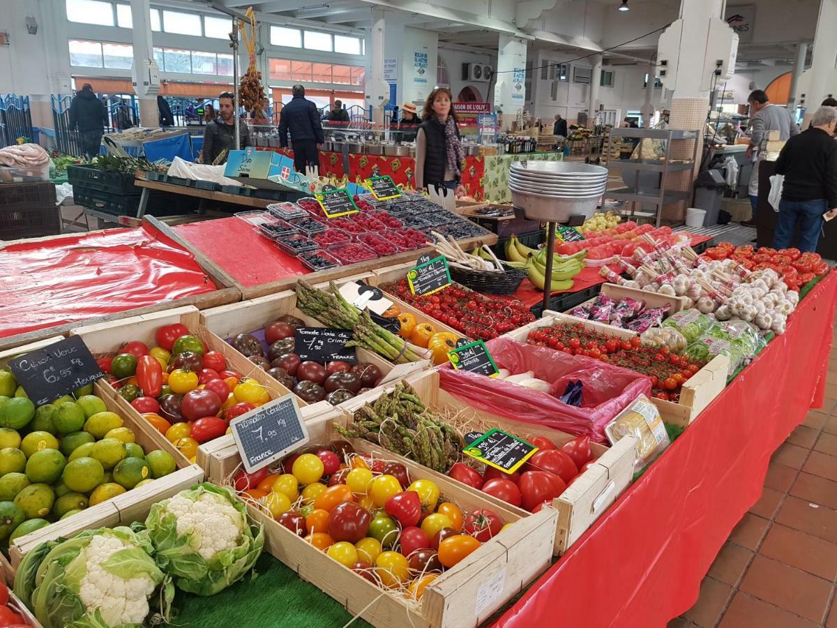 Forville Кан Екстериор снимка